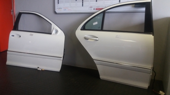 Kia W203 Doors